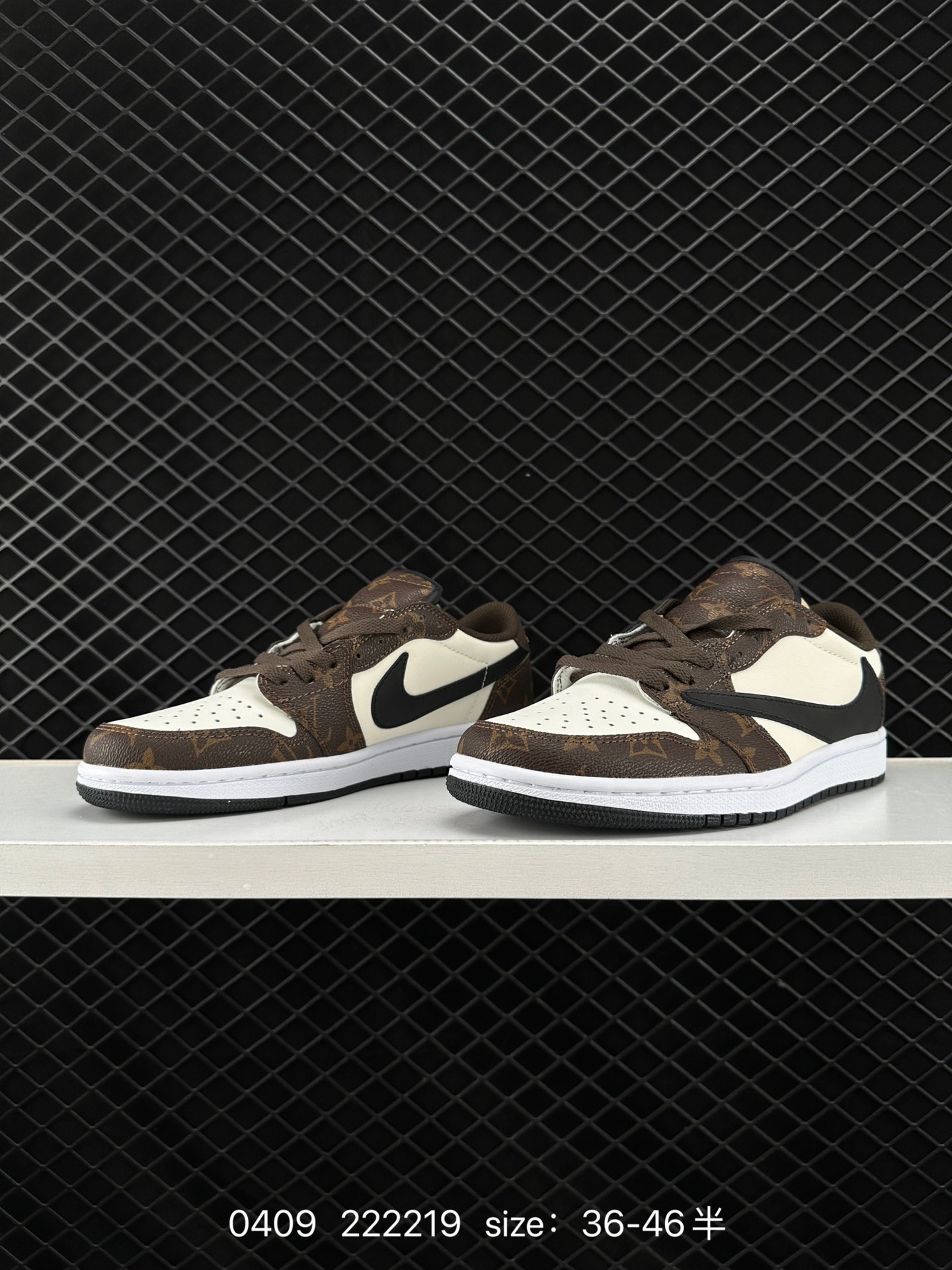 Travis Scott x Air Jordan 1 ” Reverse Mocha “